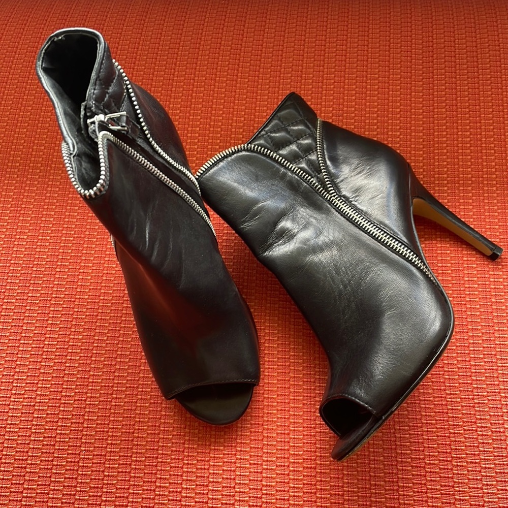 Halogen black Leather peep toe bootie heel. Size 6.5
